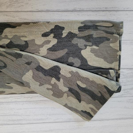 Tubular Camo Gaiter Headscarf - Momma's Secret Cupboard